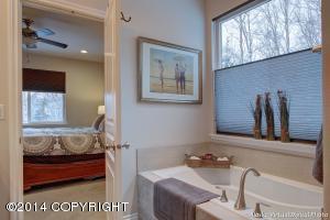 10231 Stewart Dr, Eagle River, AK 99577 photo 11