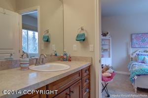 10231 Stewart Dr, Eagle River, AK 99577 photo 23