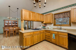 6000 E Duff Ct, Wasilla, AK 99654 photo 9