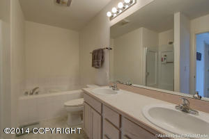 2231 Casey Cusack Loop, Anchorage, AK 99515 photo 18