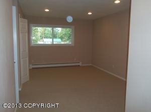 2467 Mckenzie Dr, Anchorage, AK 99517 photo 16