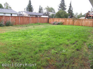 8112 E 2nd Ave, Anchorage, AK 99504 photo 2