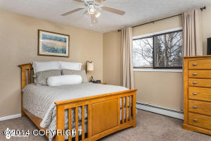10833 Delta Cir, Eagle River, AK 99577 photo 7