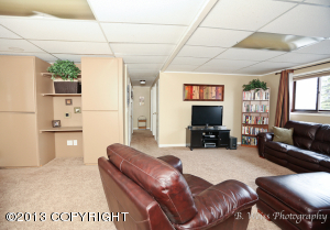10833 Delta Cir, Eagle River, AK 99577 photo 14