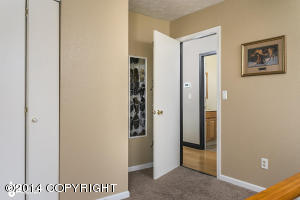 10833 Delta Cir, Eagle River, AK 99577 photo 8