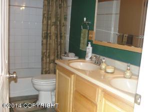 10137 Chickaloon St, Eagle River, AK 99577 photo 17
