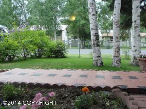 10137 Chickaloon St, Eagle River, AK 99577 photo 4