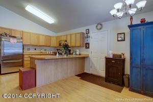 24225 Leos Rd, Chugiak, AK 99567 photo 6