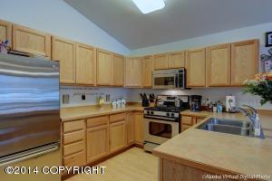 24225 Leos Rd, Chugiak, AK 99567 photo 7