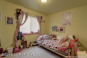 24225 Leos Rd, Chugiak, AK 99567 photo 10