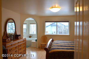 8390 Berry Patch Dr, Anchorage, AK 99502 photo 9