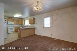 1106 Pine St, Anchorage, AK 99508 photo 8