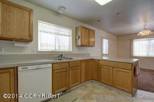 1106 Pine St, Anchorage, AK 99508 photo 11