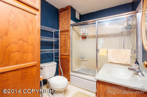 6631 E 9th Ave, Anchorage, AK 99504 photo 15