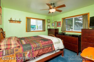 6631 E 9th Ave, Anchorage, AK 99504 photo 12