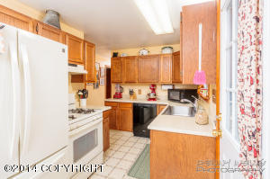 6631 E 9th Ave, Anchorage, AK 99504 photo 8