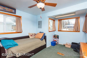6631 E 9th Ave, Anchorage, AK 99504 photo 13