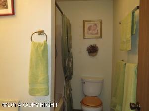 5620 E 40th Ave # C203, Anchorage, AK 99504 photo 11