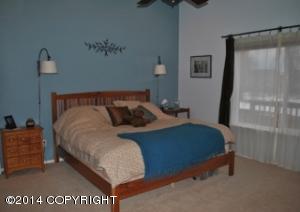 13514 Konrad Cir, Eagle River, AK 99577 photo 8