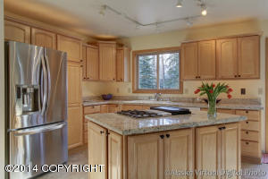 2530 Maylen Cir, Anchorage, AK 99516 photo 1