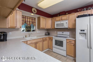 20670 Mountainside Dr, Eagle River, AK 99577 photo 9