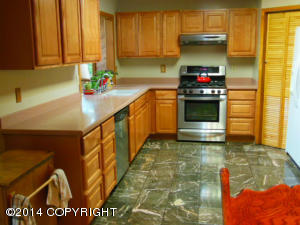 19013 Richner Rd, Chugiak, AK 99567 photo 3