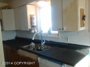 925 E 9th Ave, Anchorage, AK 99501 photo 1