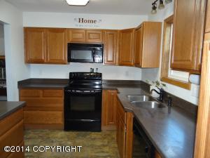 8411 E 12th Ct, Anchorage, AK 99504 photo 17