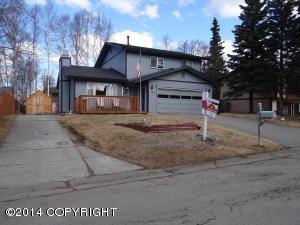 8411 E 12th Ct, Anchorage, AK 99504 photo 2