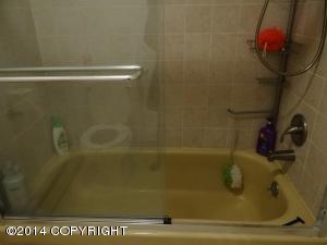 8411 E 12th Ct, Anchorage, AK 99504 photo 27