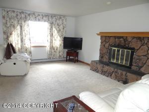 8411 E 12th Ct, Anchorage, AK 99504 photo 11
