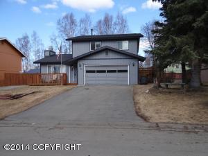 8411 E 12th Ct, Anchorage, AK 99504 photo 1