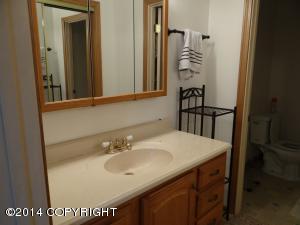8411 E 12th Ct, Anchorage, AK 99504 photo 25