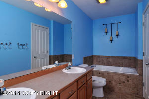2121 Casey Cusack Loop, Anchorage, AK 99515 photo 8