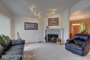 8632 Cross Pointe Loop, Anchorage, AK 99504 photo 4