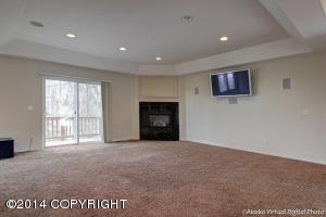 13538 Konrad Cir, Eagle River, AK 99577 photo 5