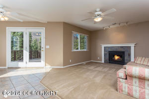 19042 Mountain Point Cir, Eagle River, AK 99577 photo 9