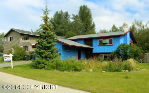 1715 Orca Pl, Anchorage, AK 99501 photo 3