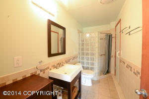 1715 Orca Pl, Anchorage, AK 99501 photo 17