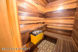 1715 Orca Pl, Anchorage, AK 99501 photo 18
