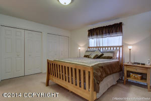 19045 Trail Bay Dr, Eagle River, AK 99577 photo 17