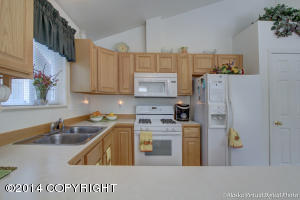 19045 Trail Bay Dr, Eagle River, AK 99577 photo 7