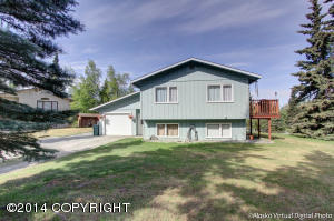 18051 Teklanika Dr, Eagle River, AK 99577 photo 2