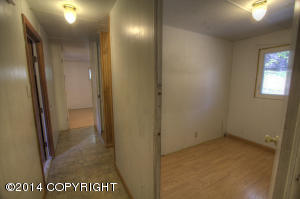 17530 Baronoff Ave, Eagle River, AK 99577 photo 9