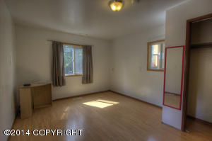 17530 Baronoff Ave, Eagle River, AK 99577 photo 11