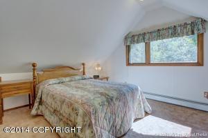 10255 Crest View Ln, Eagle River, AK 99577 photo 9