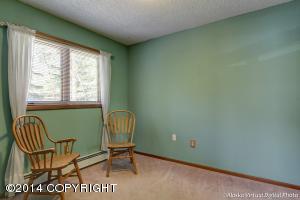 10255 Crest View Ln, Eagle River, AK 99577 photo 5