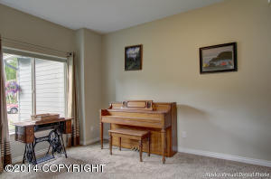 16703 Yellowstone Cir, Eagle River, AK 99577 photo 4
