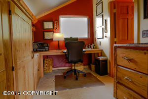 354 Hiland Rd, Eagle River, AK 99577 photo 17