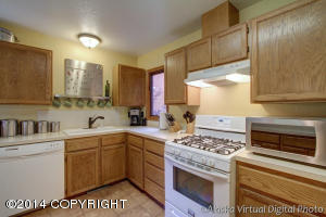 9227 Geese Cir, Eagle River, AK 99577 photo 10